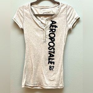 Aeropostale Stretch size L low V neck ribbed T-Shirt
